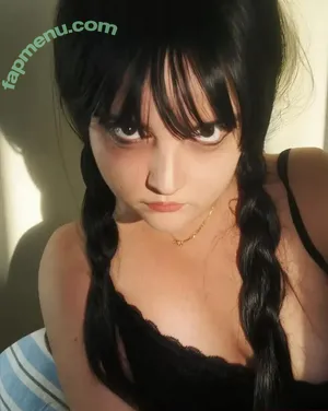 Eggkima / parmetroid nude photo #0006