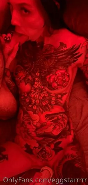 eggstarrrrr nude photo #0015