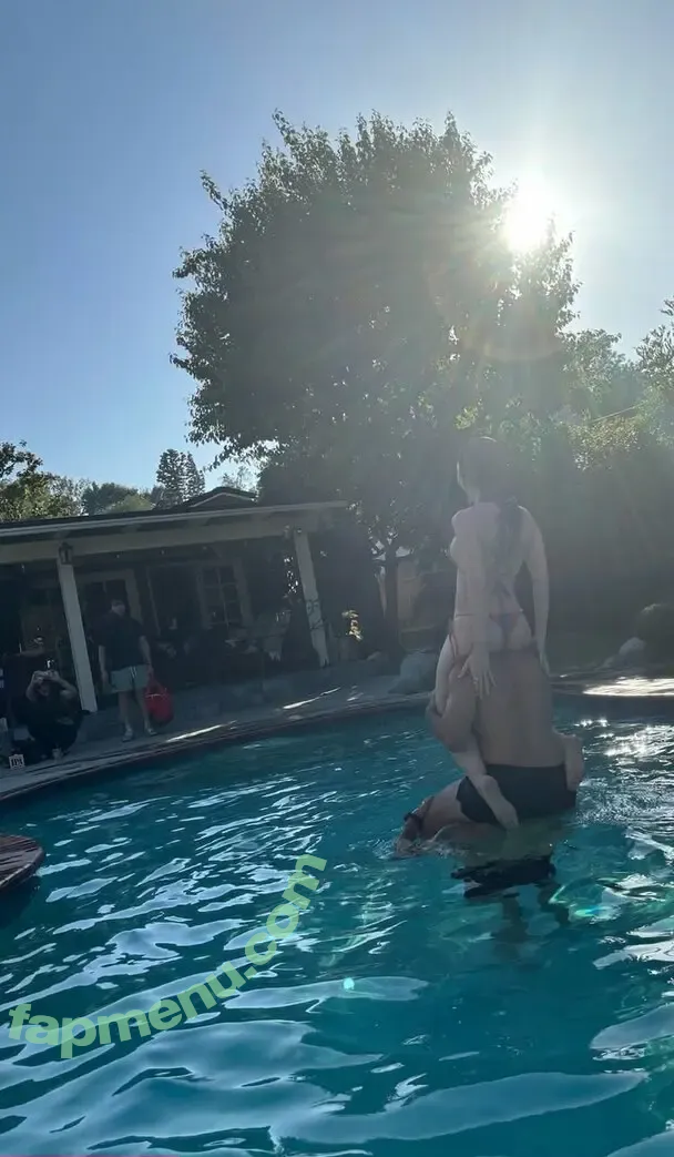 eggtardy nude photo #0256 (Michelle Sun)