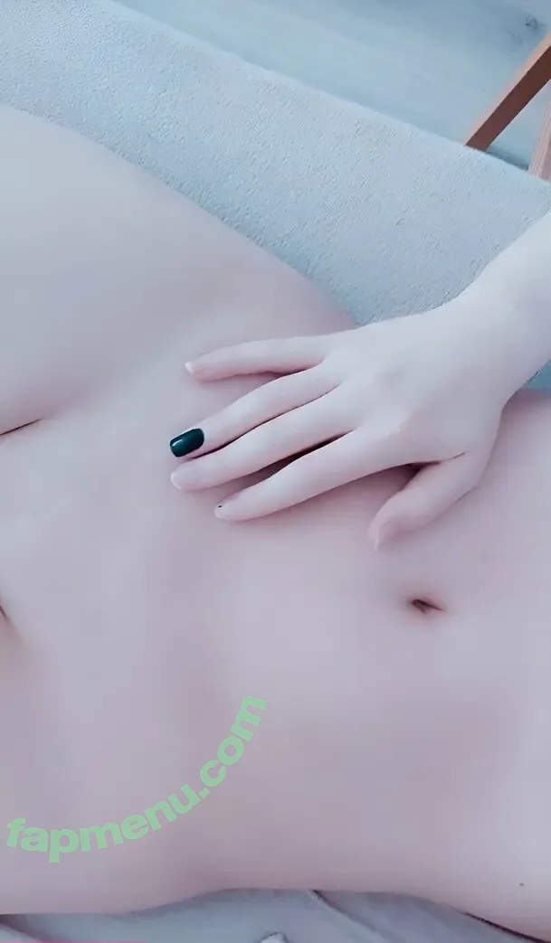 egirl_zoelia nude photo #0013 (egirl_zoelia)