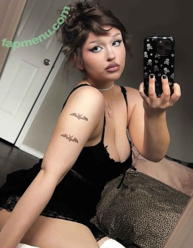 Ego Divinus nude photo #0098 (Egodivinus / Madi)
