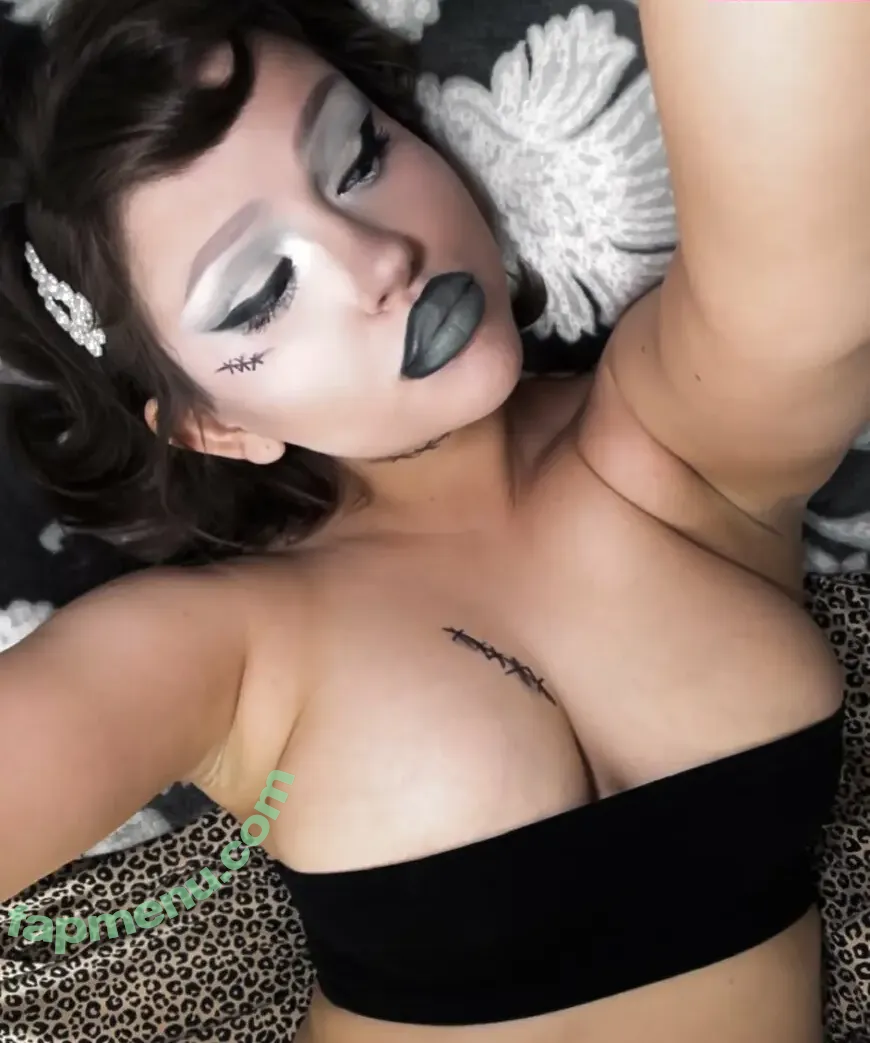 Ego Divinus nude photo #0104 (Egodivinus / Madi)