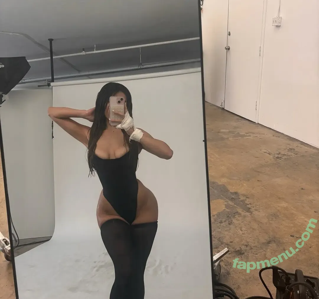 Ehcico nude photo #0001 (Ehcico)