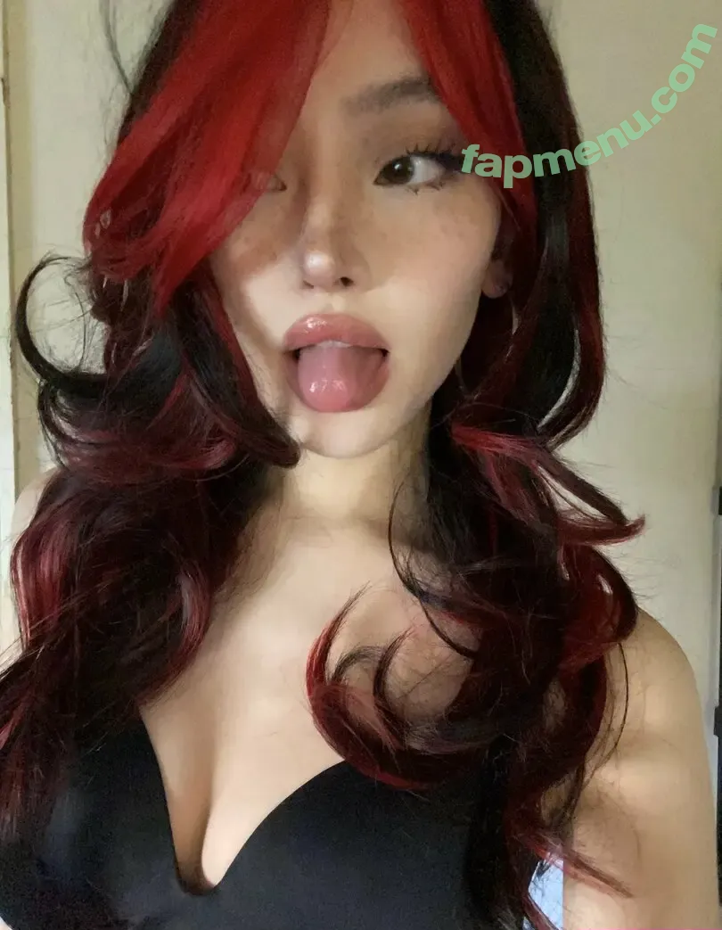 Eieniffy nude photo #0031 (Eieniffy)