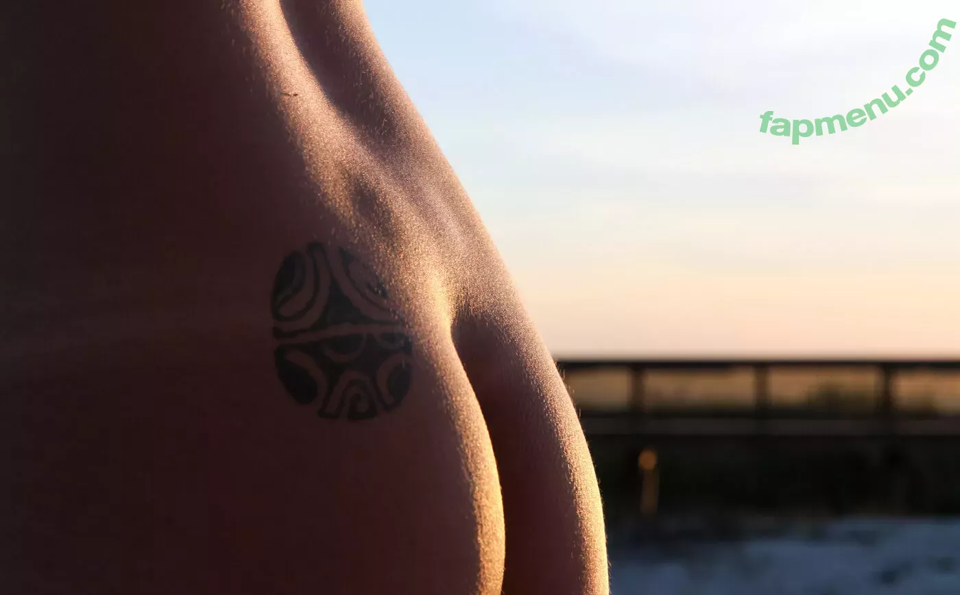 Eimeo nude photo #0041 (tahiticutie)