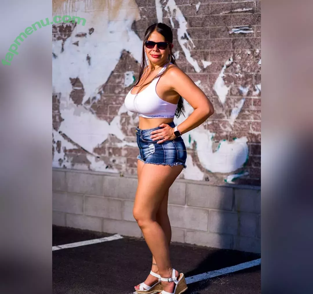 Eimeo nude photo #0183 (tahiticutie)