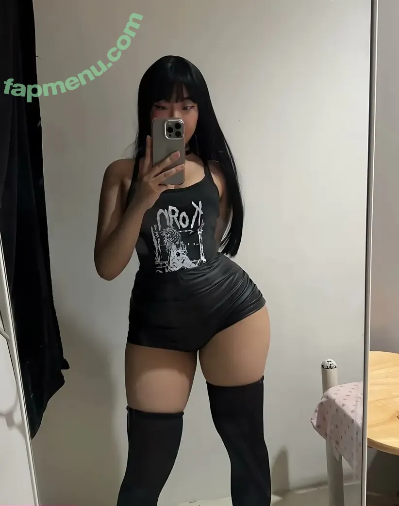 eimiruwu nude photo #0163 (eimiruwu)