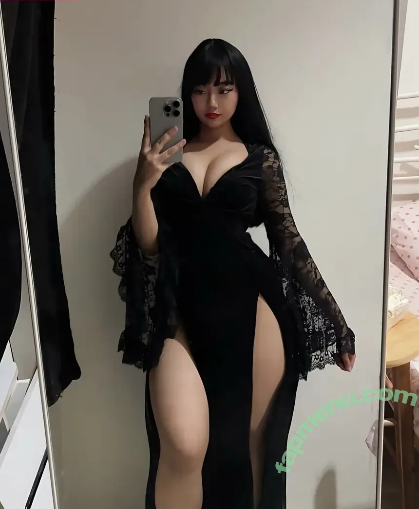 eimiruwu nude photo #0166 (eimiruwu)