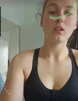 einfachnurchristiinaa / einfachnurchristiina nude photo #0153