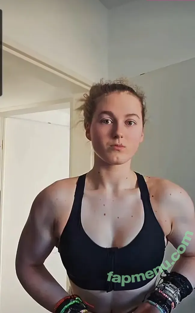 einfachnurchristiinaa nude photo #0118 (einfachnurchristiinaa)