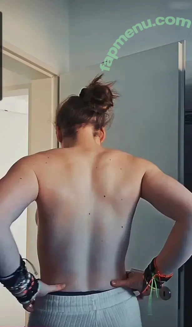 einfachnurchristiinaa nude photo #0120 (einfachnurchristiinaa)