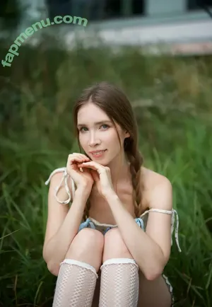  nude photo #0030