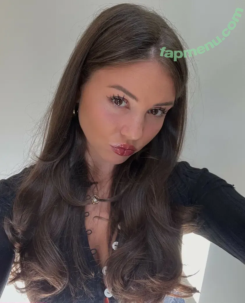 Eirmioni Ilvanakis nude photo #0038 (eirmionii / eirmionii73105)