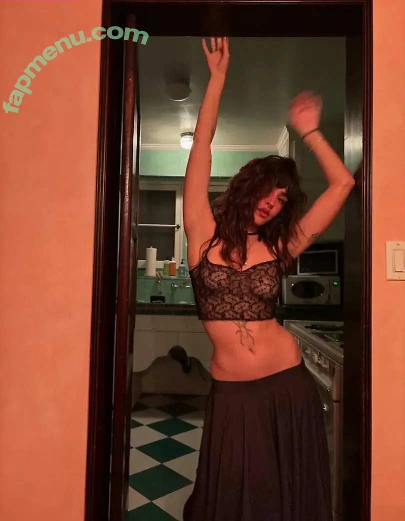 eisleybean nude photo #0003 (eisleybean)