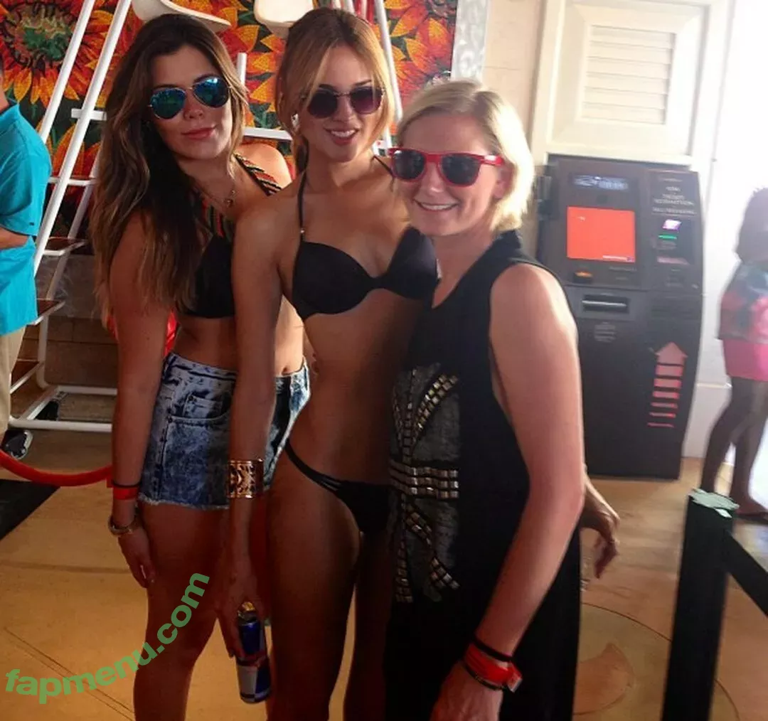 Eiza Gonzalez nude photo #0689 (eizagonzalez / elisagonz)