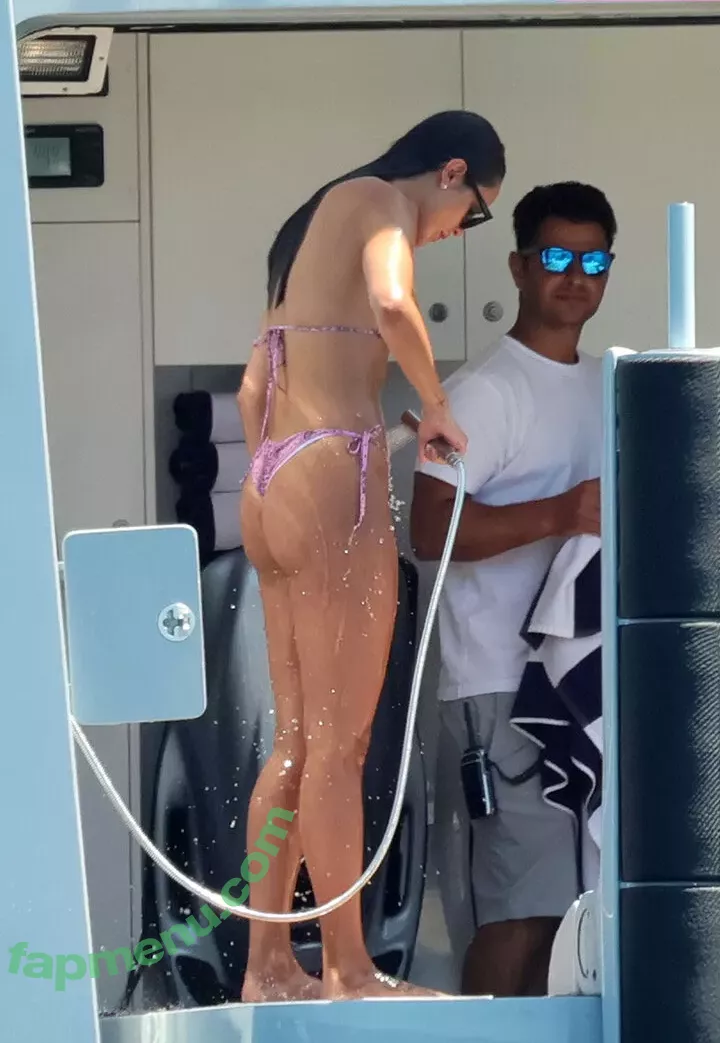 Eiza Gonzalez nude photo #0972 (eizagonzalez / elisagonz)