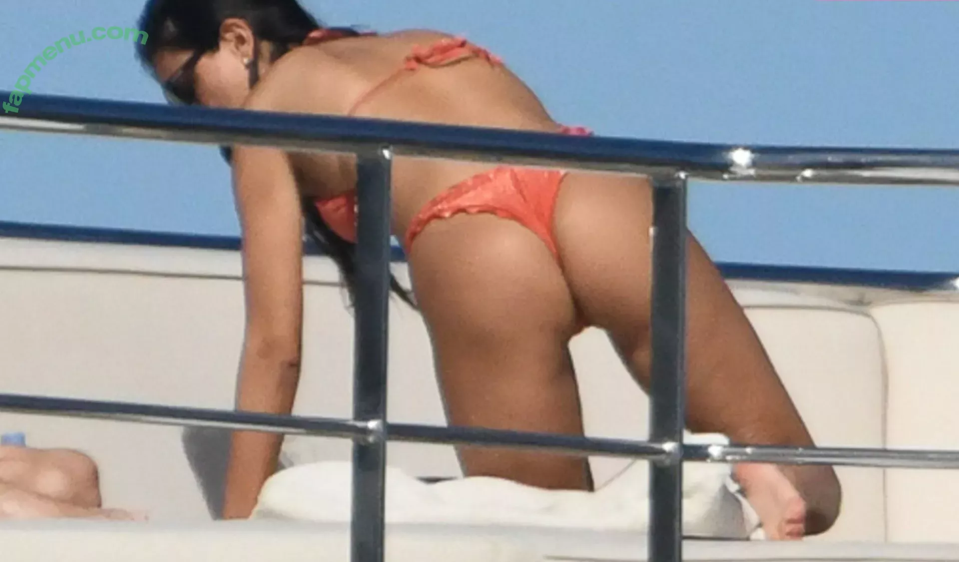 Eiza Gonzalez nude photo #0995 (eizagonzalez / elisagonz)