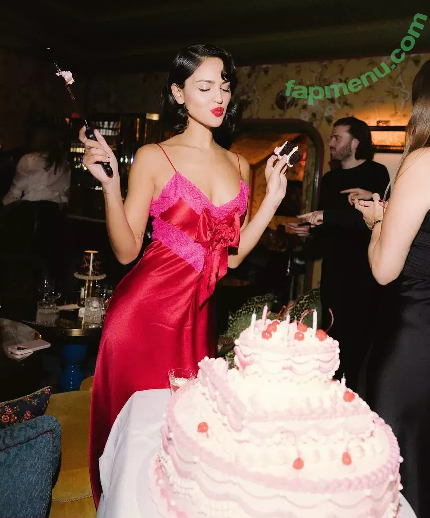 Eiza Gonzalez nude photo #1247 (eizagonzalez / elisagonz)