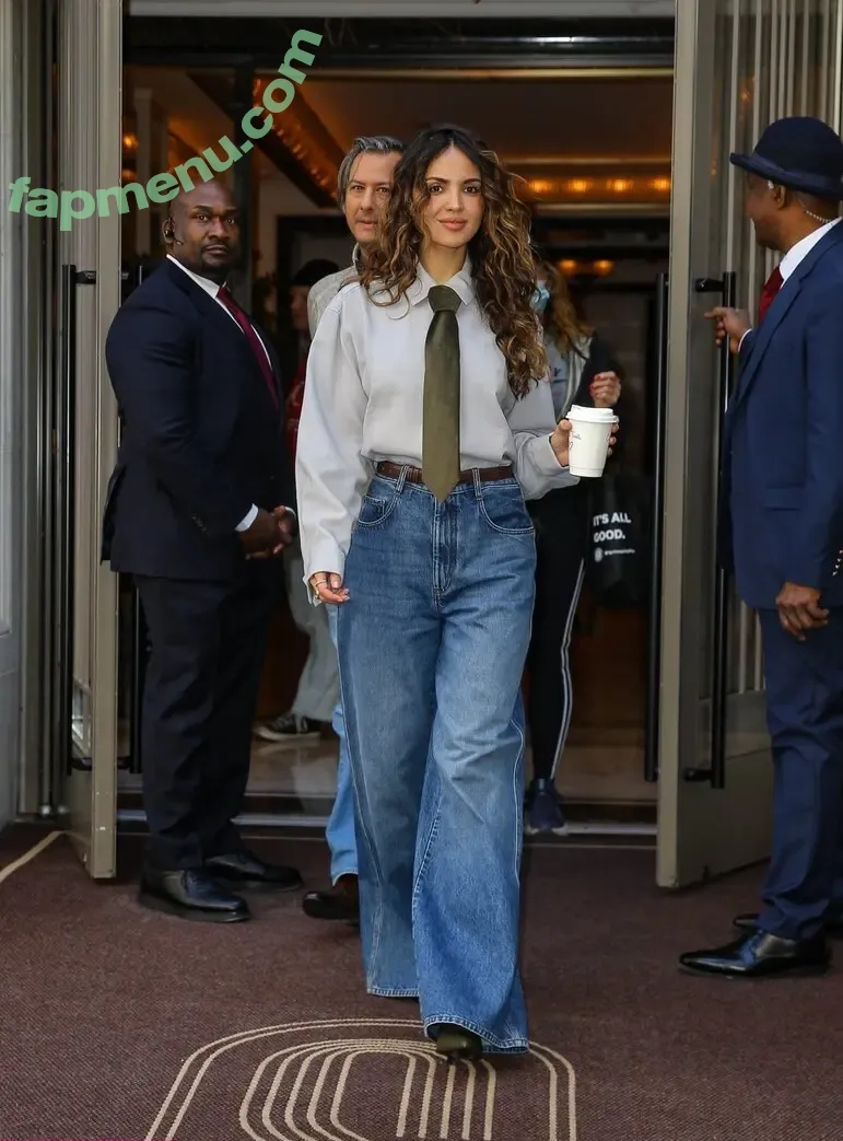 Eiza Gonzalez nude photo #2363 (eizagonzalez / elisagonz)