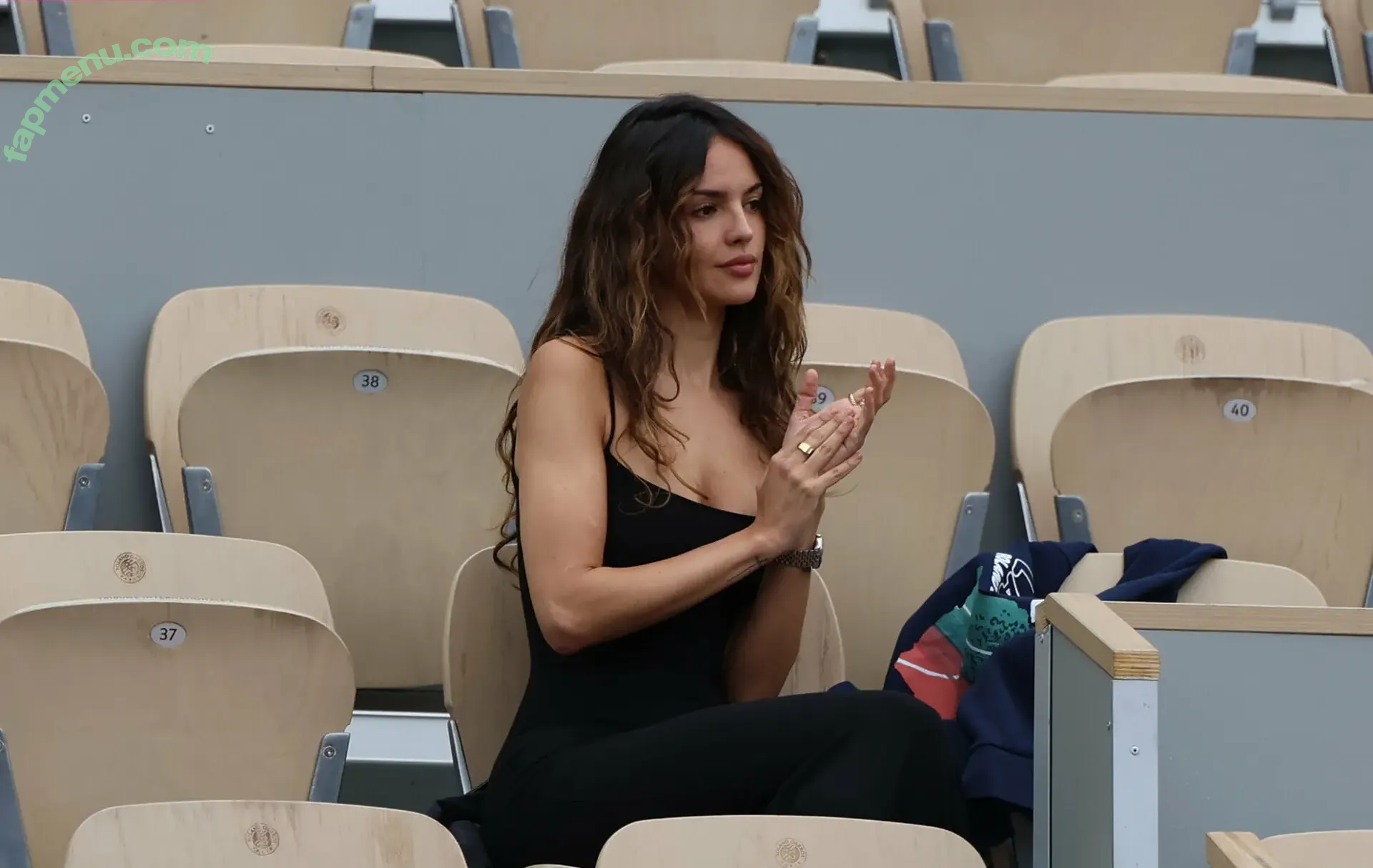 Eiza Gonzalez nude photo #2437 (eizagonzalez / elisagonz)