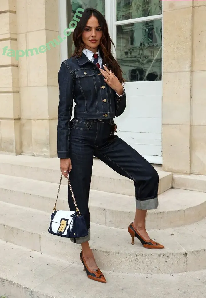 Eiza Gonzalez nude photo #2579 (eizagonzalez / elisagonz)