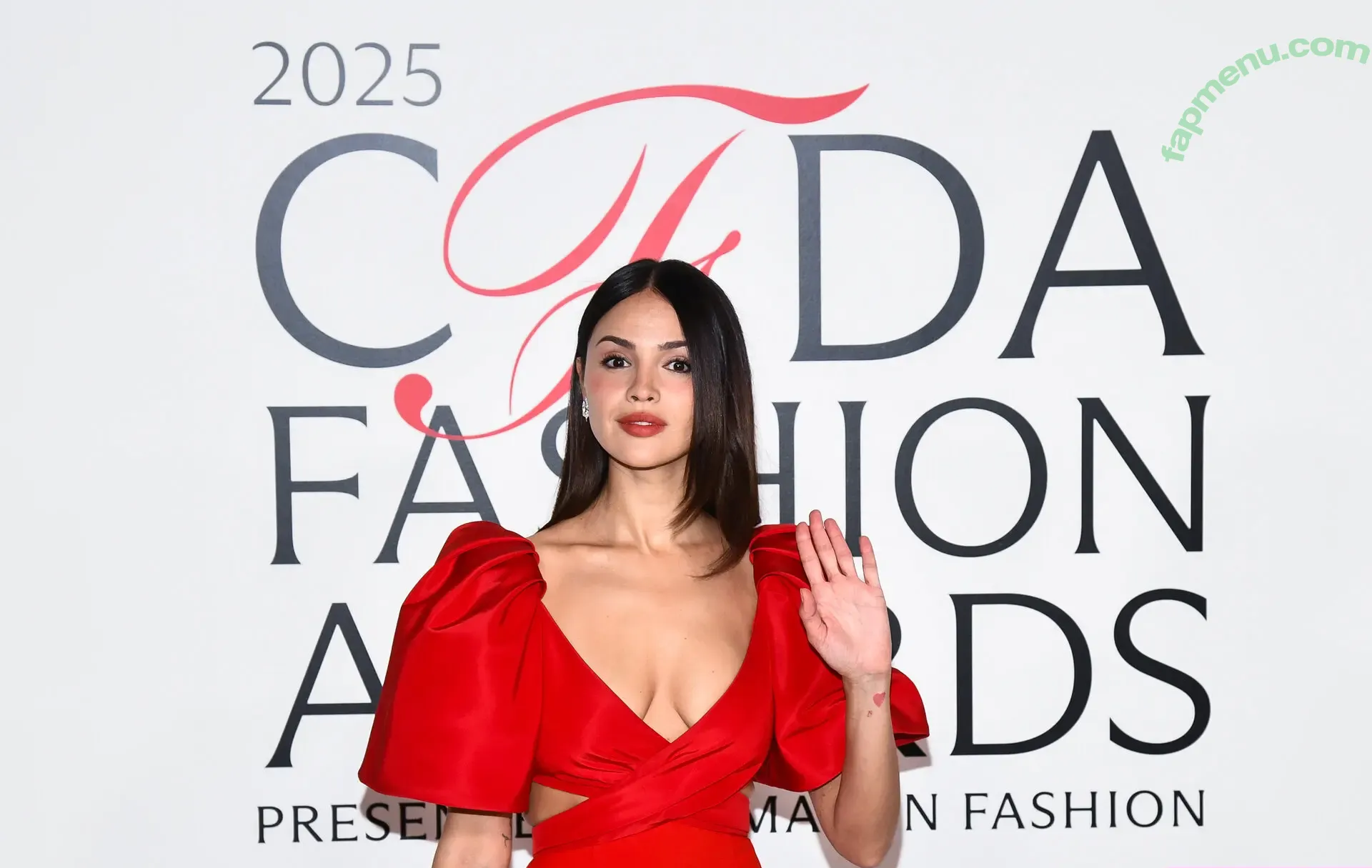 Eiza Gonzalez nude photo #2605 (eizagonzalez / elisagonz)