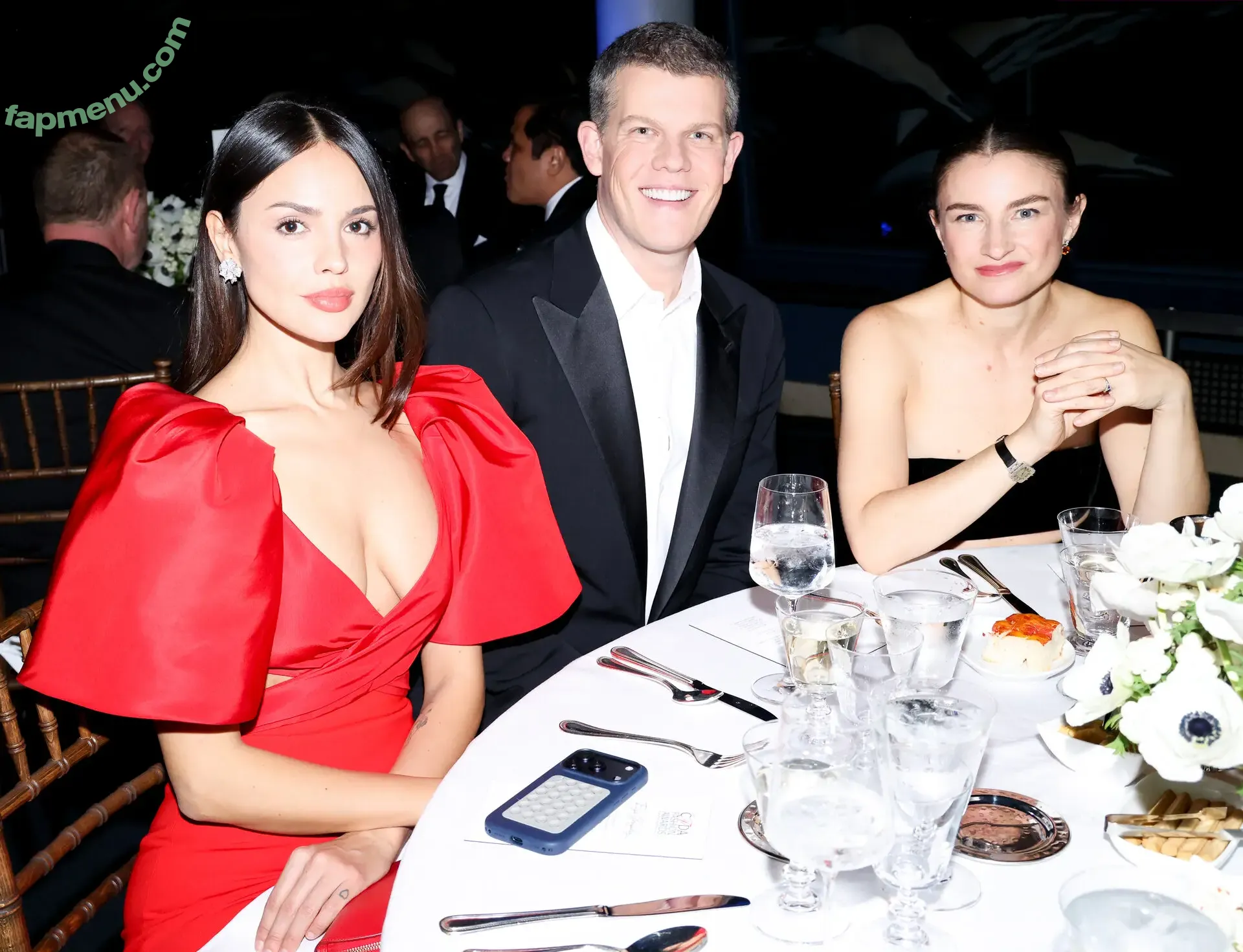 Eiza Gonzalez nude photo #2612 (eizagonzalez / elisagonz)