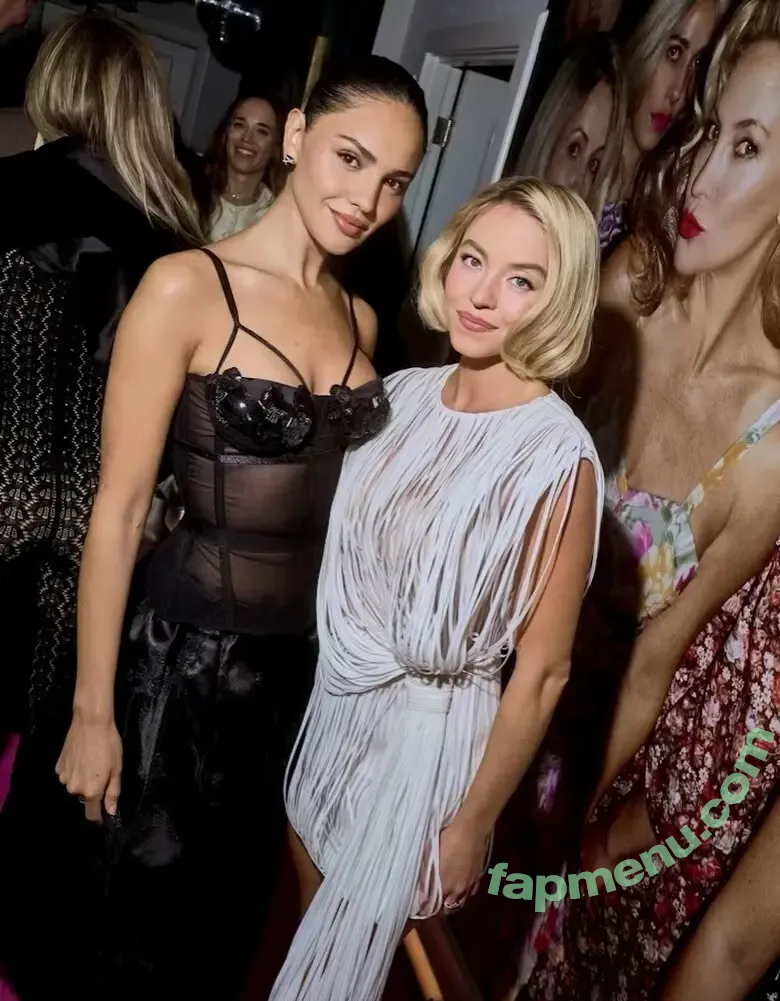 Eiza Gonzalez nude photo #2683 (eizagonzalez / elisagonz)