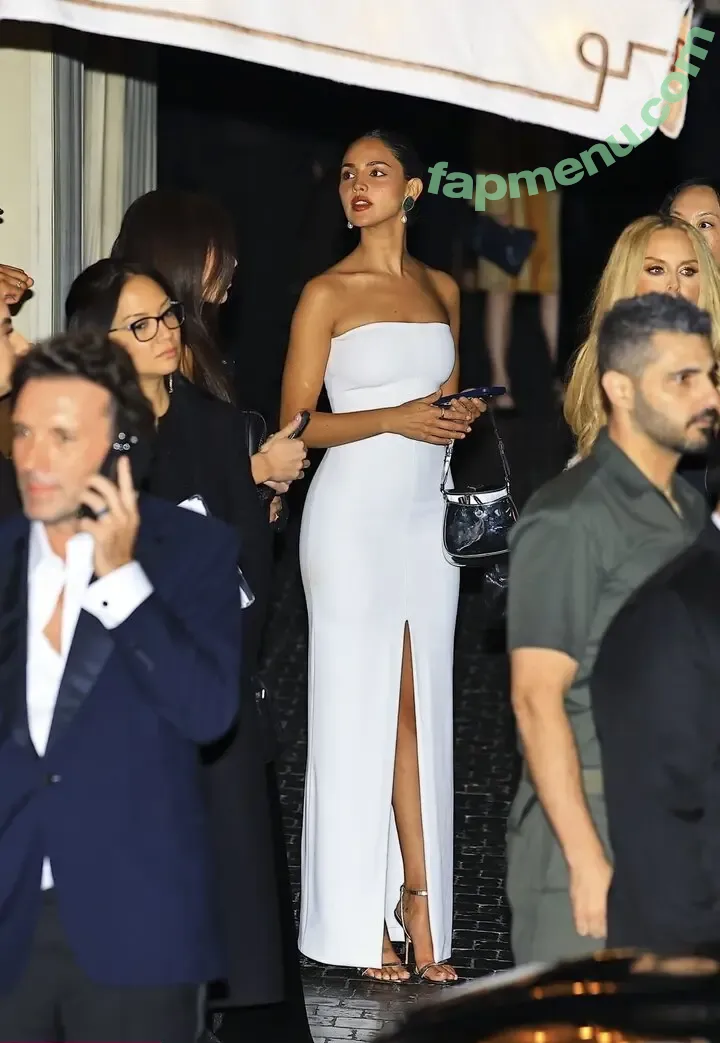 Eiza Gonzalez nude photo #2705 (eizagonzalez / elisagonz)