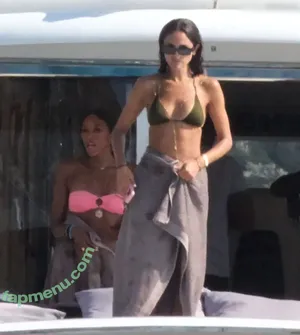 Eiza González / eizagonzalez / eizamusica nude photo #0309