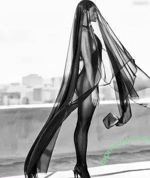 Eiza González / eizagonzalez / eizamusica nude photo #0475