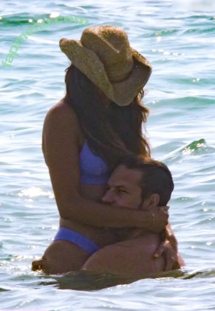 Eiza González nude photo #0033 (eizagonzalez / eizamusica)