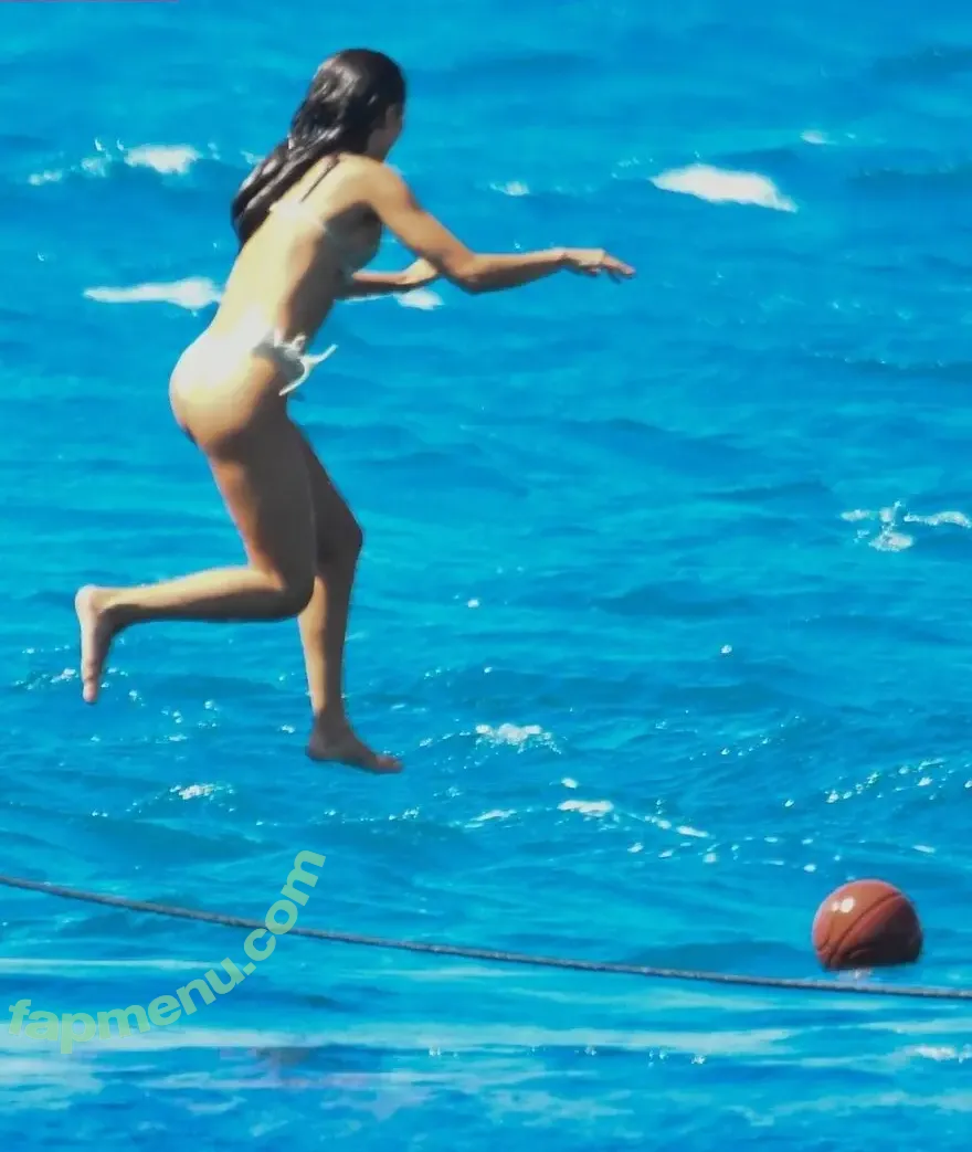 Eiza González nude photo #0068 (eizagonzalez / eizamusica)