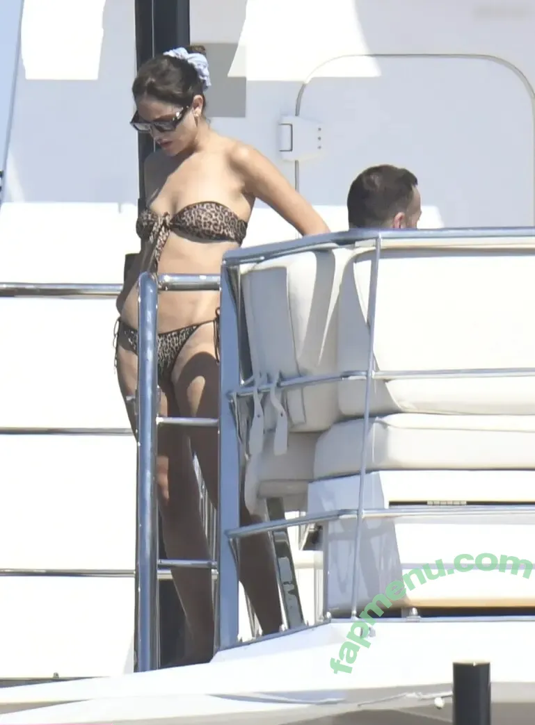 Eiza González nude photo #0207 (eizagonzalez / eizamusica)