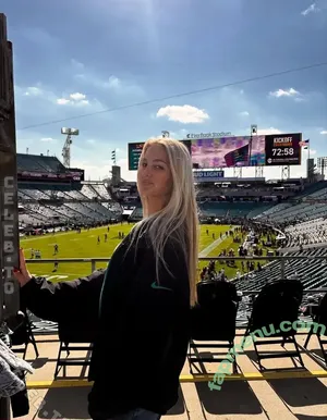 EJ Cudmore / ej.cudmore / ejcudmore nude photo #0053