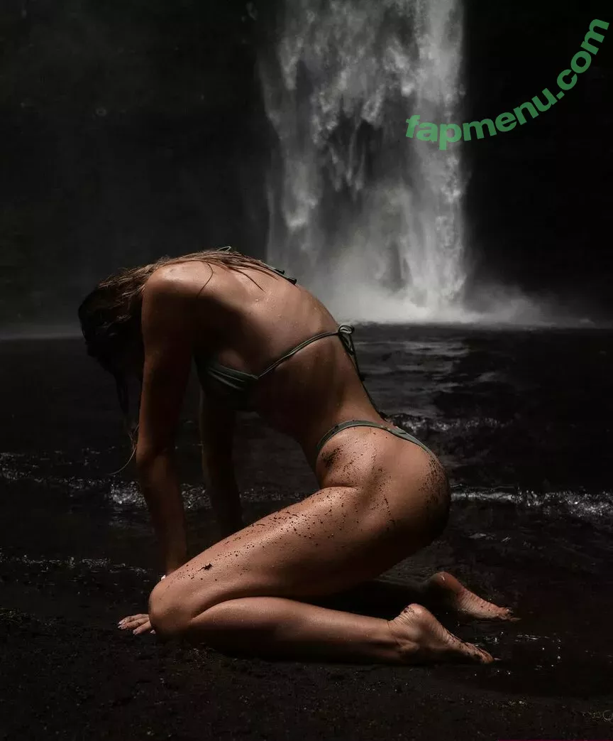 Ekaterina Enokaeva nude photo #1331 (enokaeva)