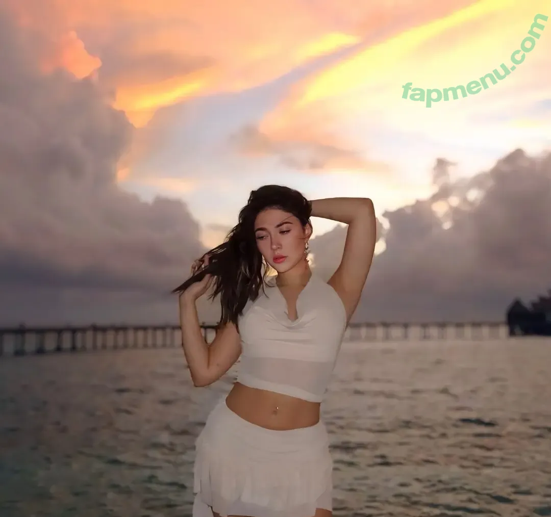 Ekatze007 nude photo #0196 (Ekatze007)