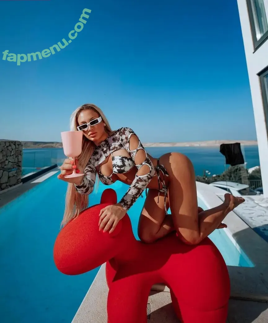 Ela Jerkovic nude photo #0007 (elaajerkovic)