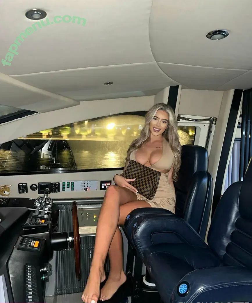 elacharlottee nude photo #0024 (elacharlottee)
