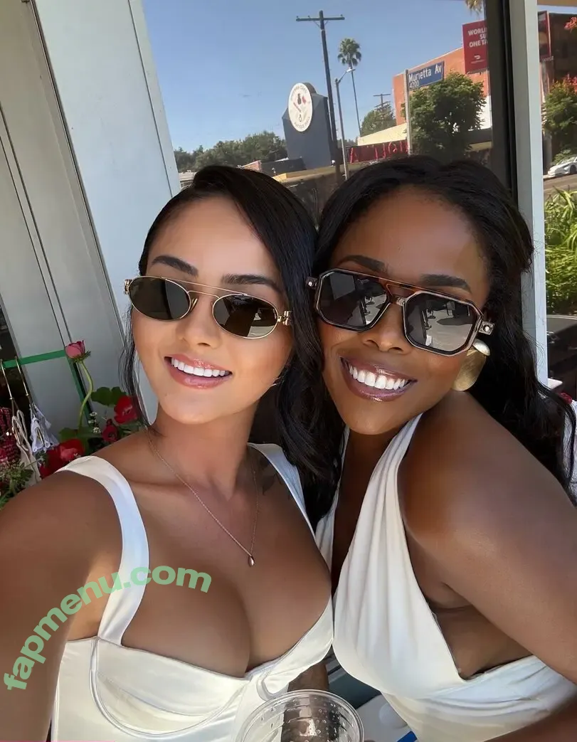 Elaine Kim nude photo #0128 (Elaine Kim Ratner / Elaine Ratner / elainekratner)