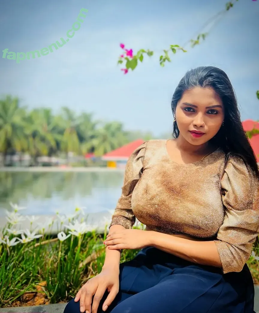 Elakkiya Rajendran nude photo #0003 (elakkiyaaofficial)