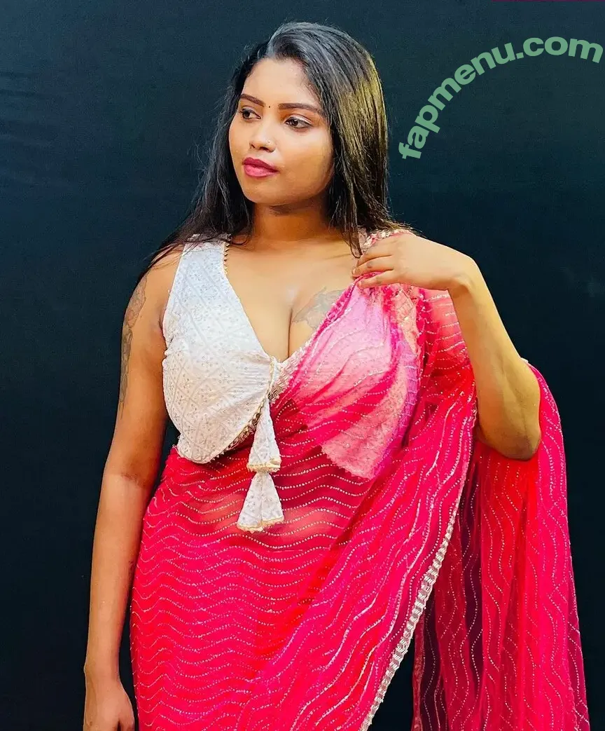 Elakkiya Rajendran nude photo #0004 (elakkiyaaofficial)
