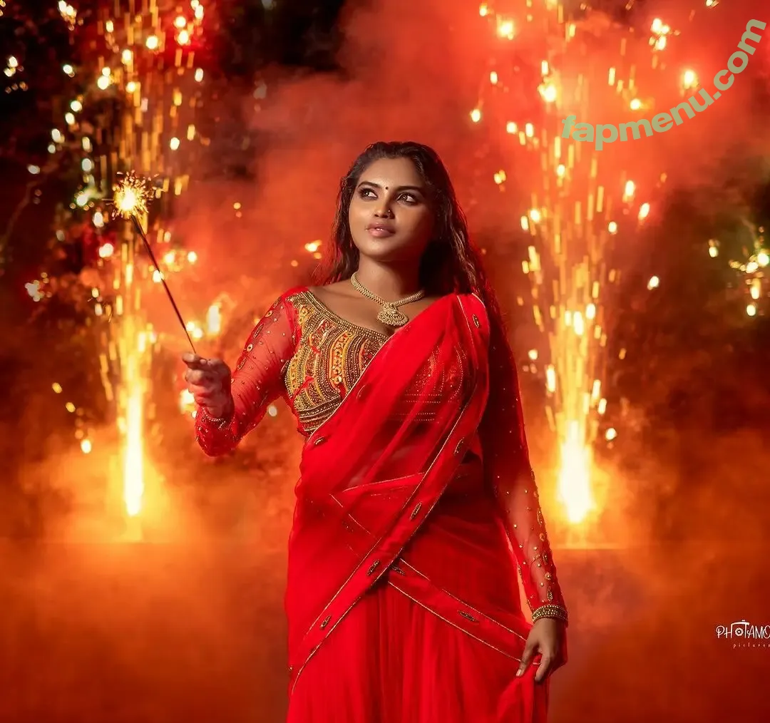 Elakkiya Rajendran nude photo #0040 (elakkiyaaofficial)
