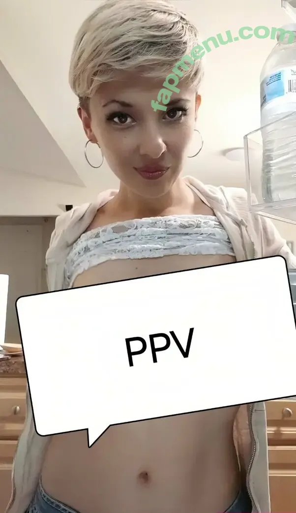 elamypetitequeen nude photo #0002 (elamypetitequeen)