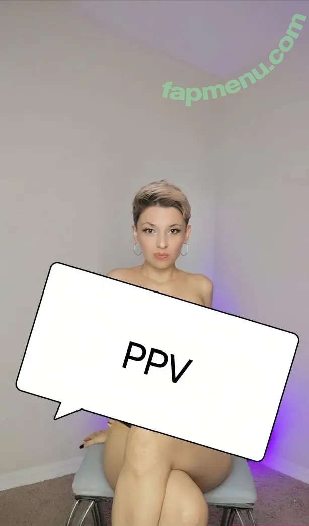 elamypetitequeen nude photo #0030 (elamypetitequeen)