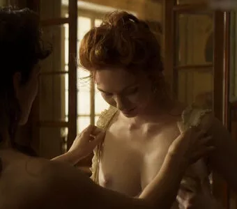 Eleanor Tomlinson / eleanortomlinson nude photo #0100