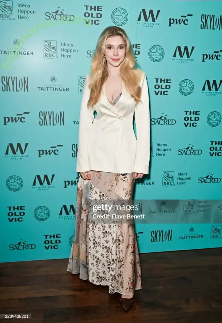 Eleanor Worthington Cox nude photo #0025 (elle_wc)