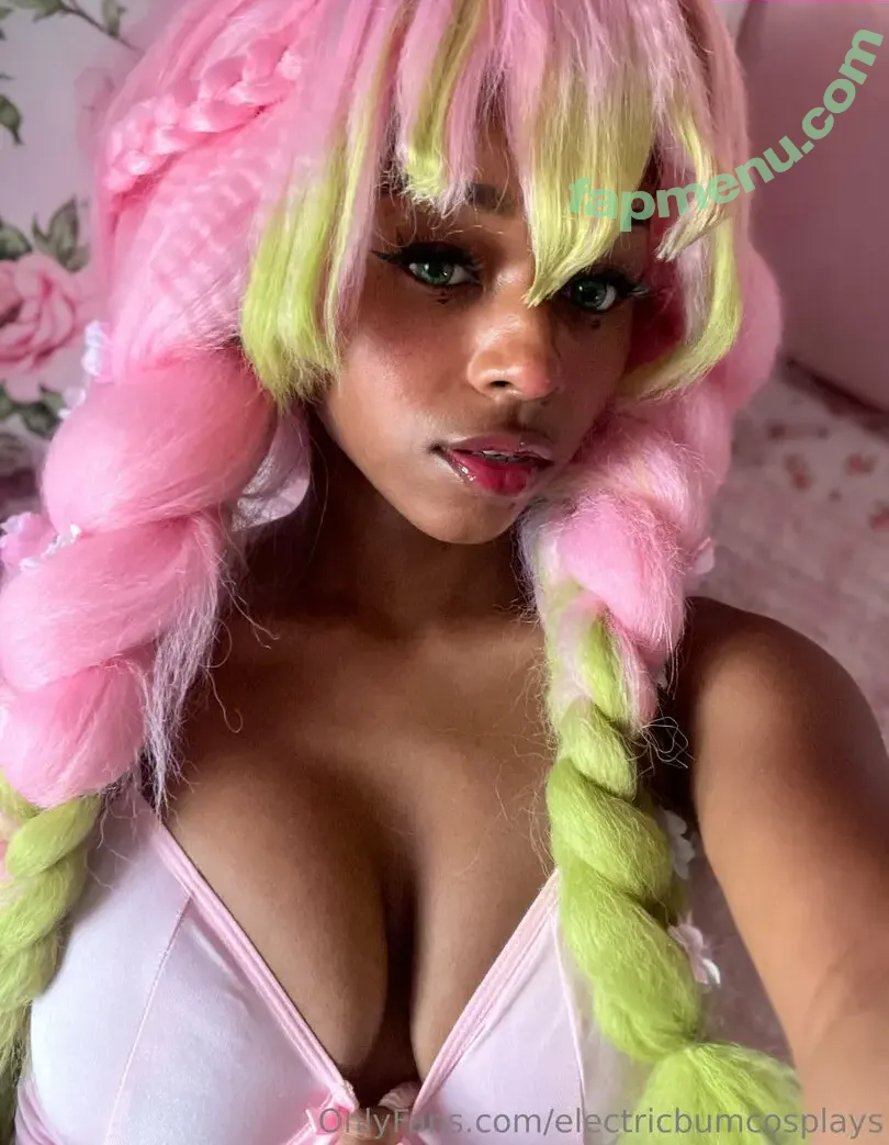 electricbumcosplays nude photo #0013 (electricbum1)