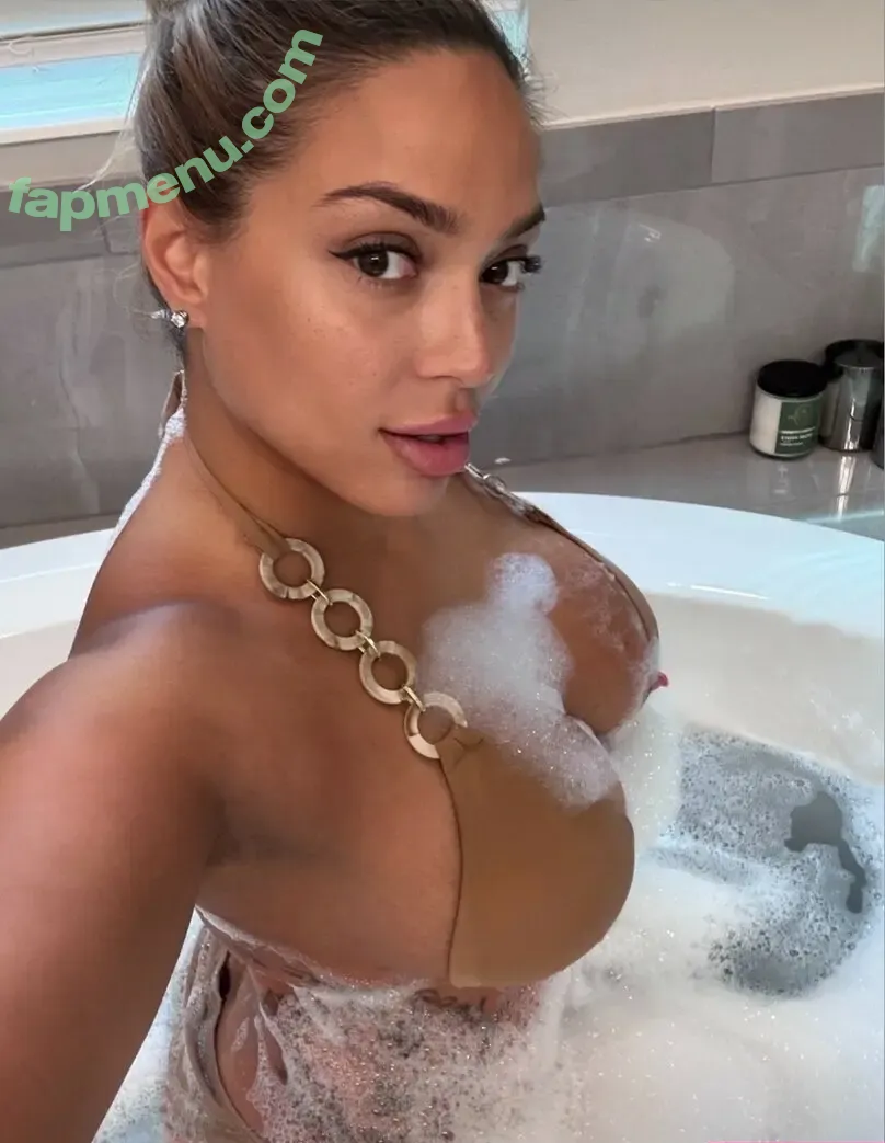 Elektra Lopez nude photo #0185 (elektralopezwwe)