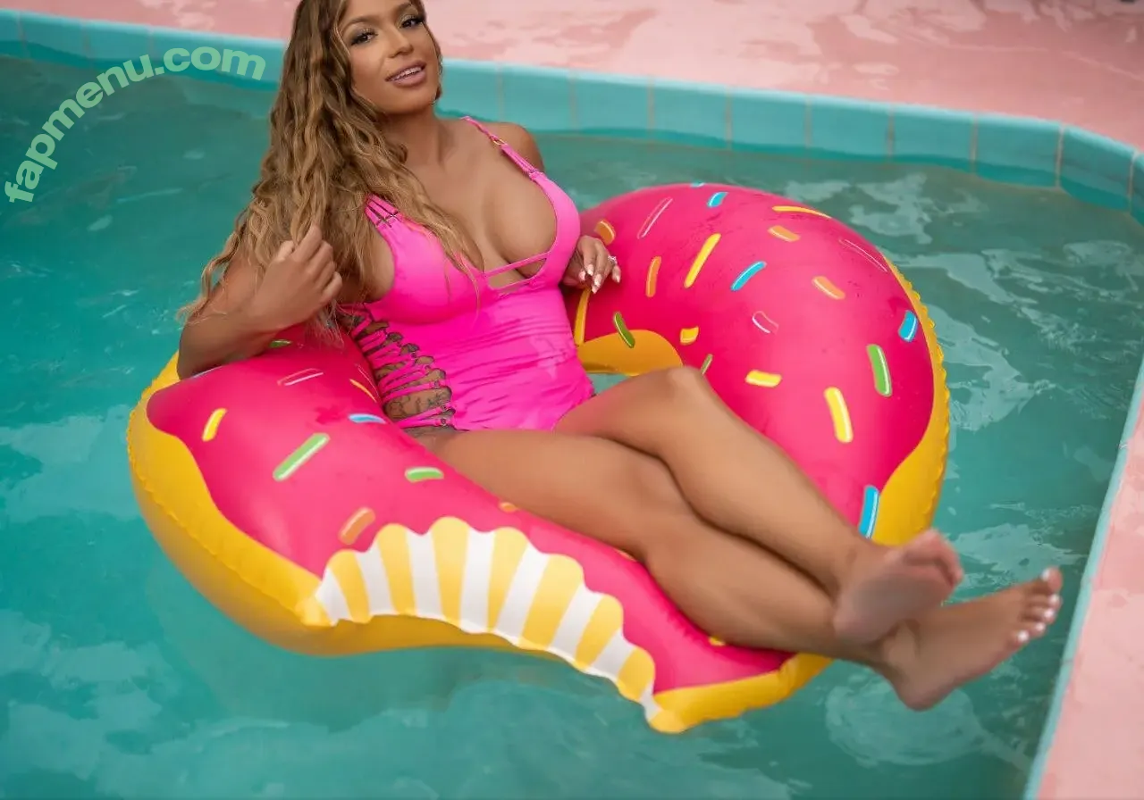 Elektra Lopez nude photo #0122 (elektralopezwwe)